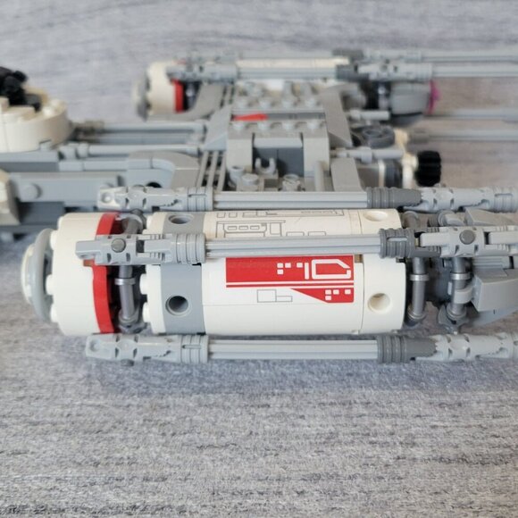 LEGO Star Wars: Resistance Y-Wing Starfighter (75249) - Picture 10 of 12